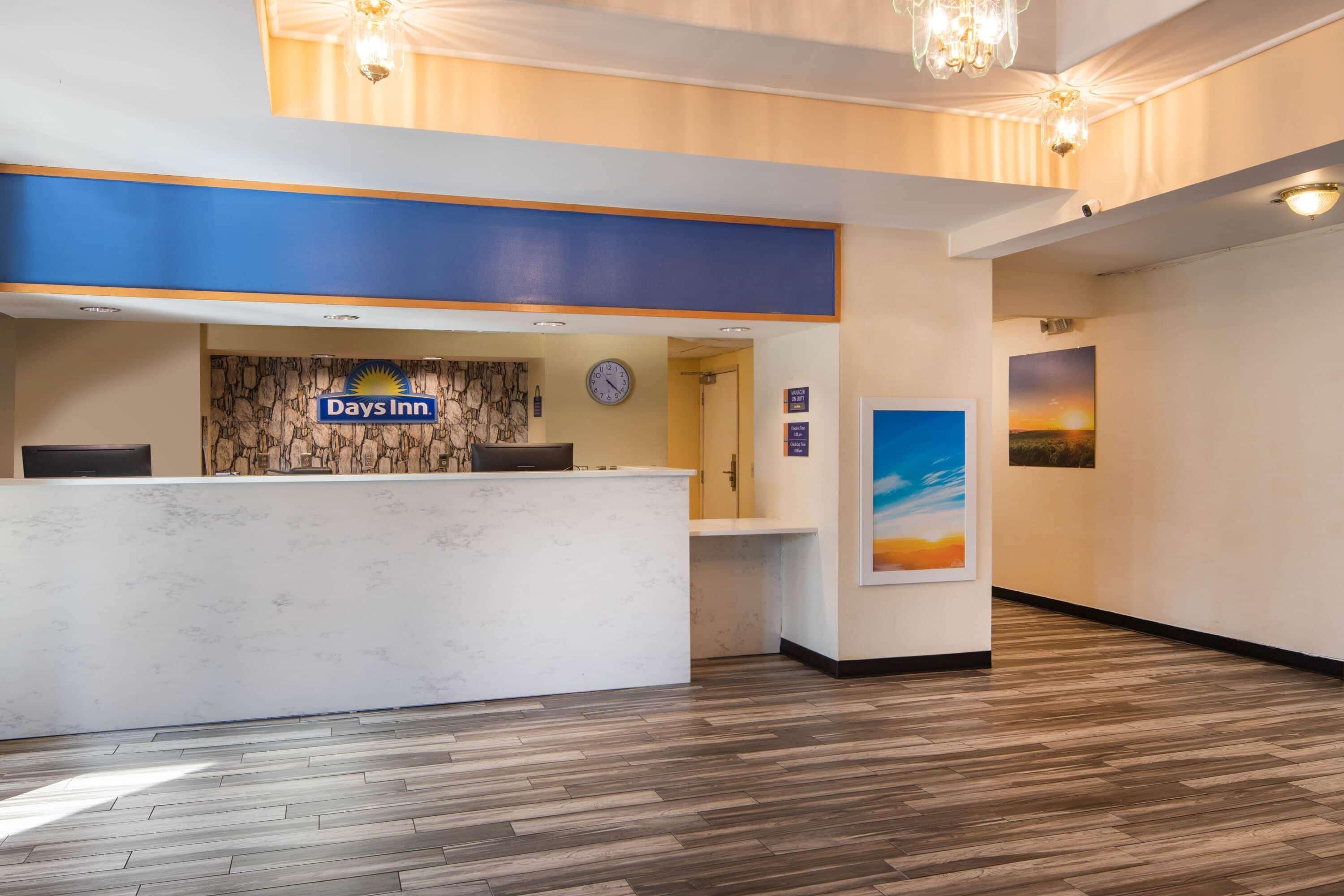 Days Inn By Wyndham Macon I-75 North Bagian luar foto