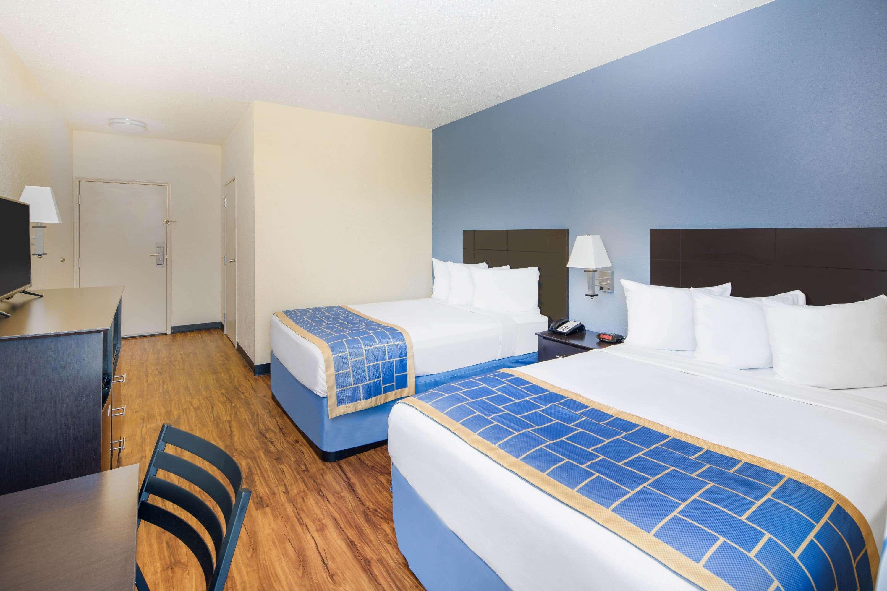 Days Inn By Wyndham Macon I-75 North Bagian luar foto