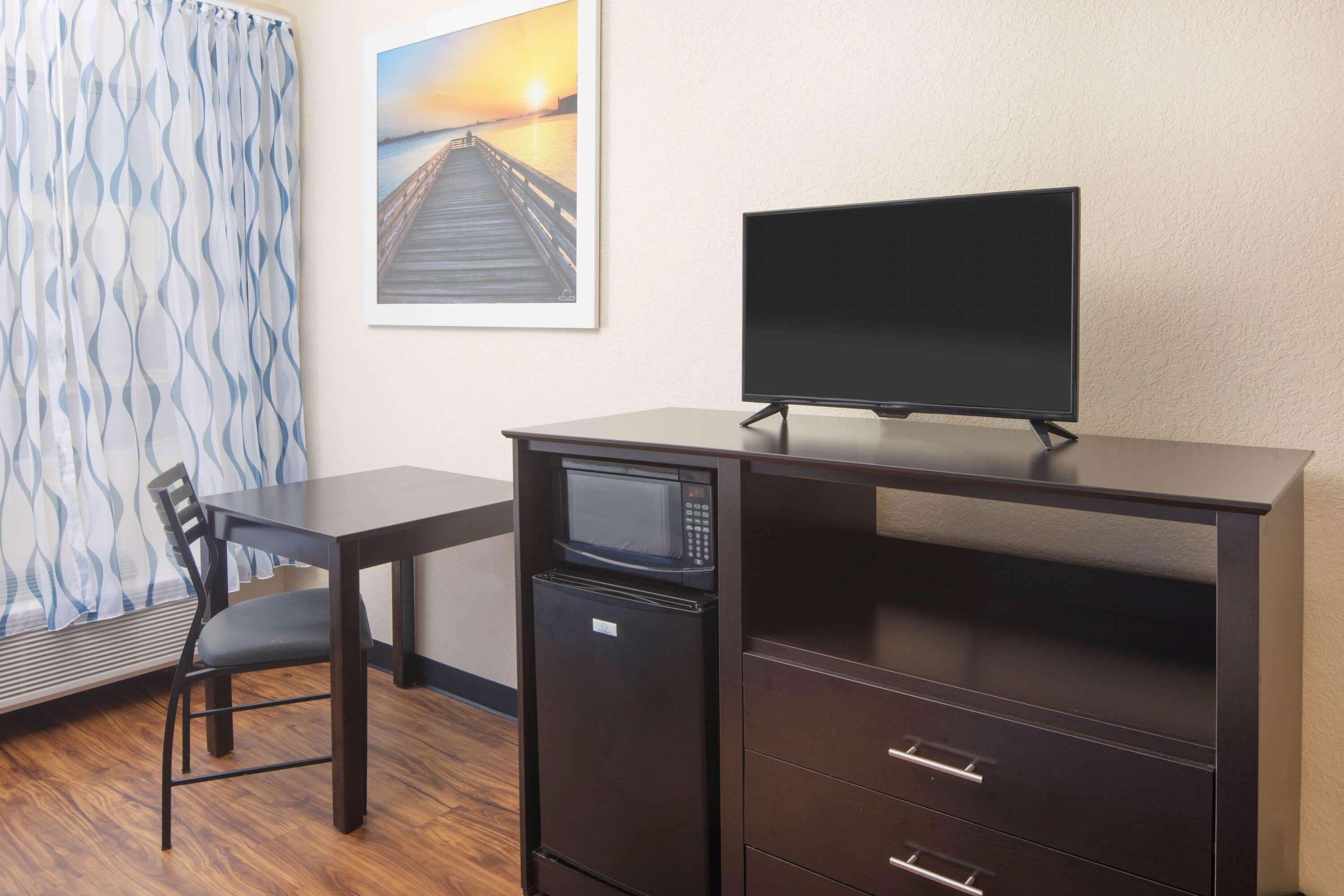 Days Inn By Wyndham Macon I-75 North Bagian luar foto