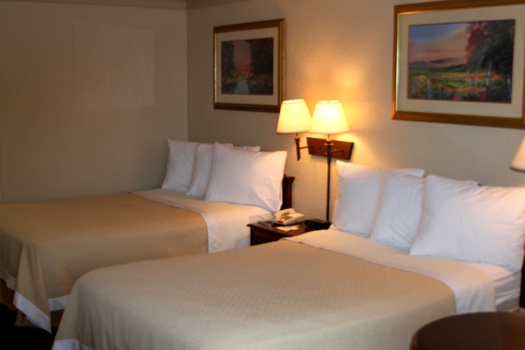 Days Inn By Wyndham Macon I-75 North Bagian luar foto